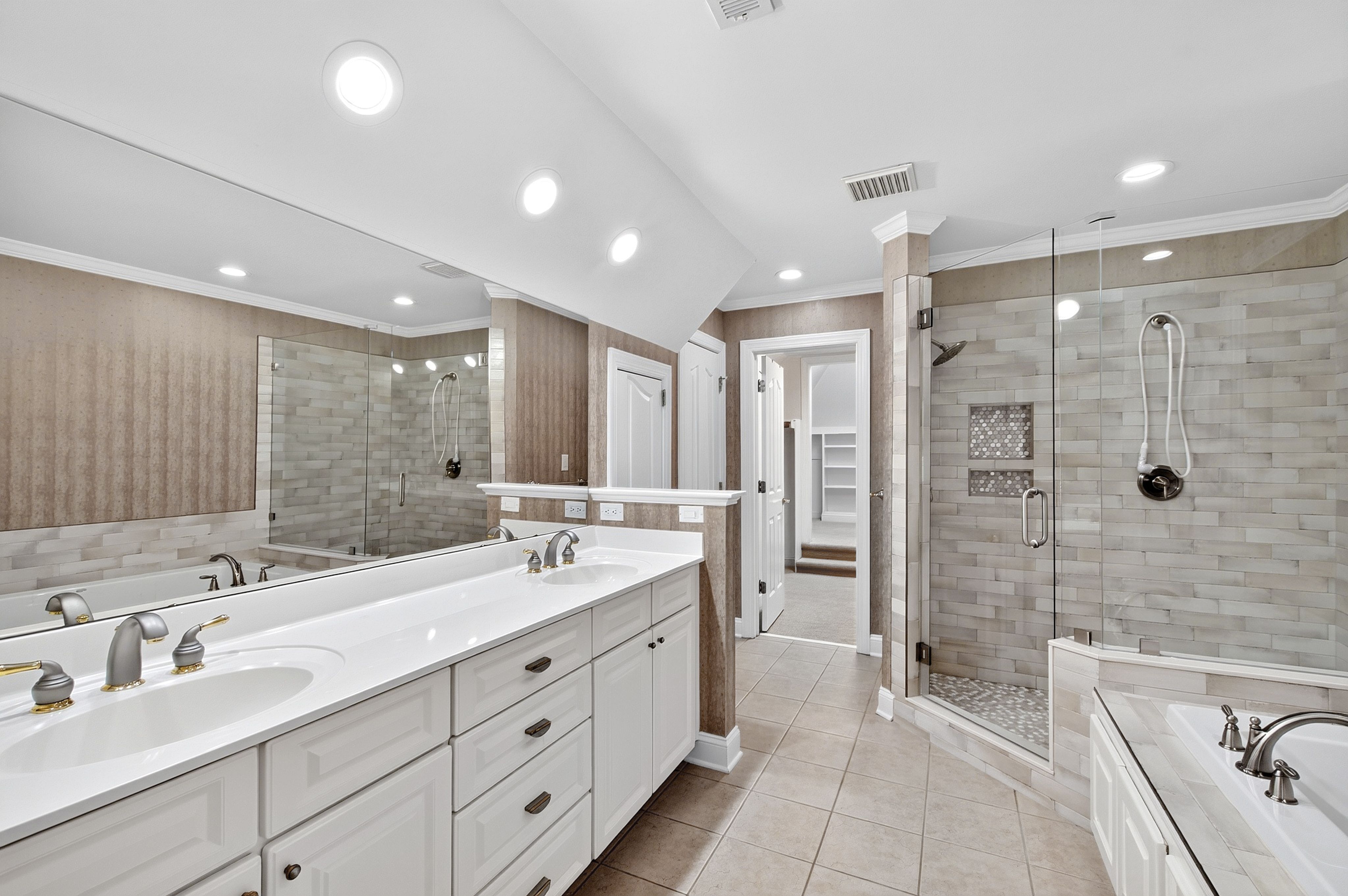  2714 Saint Marys Street, Raleigh, NC 27609 - 物件實景