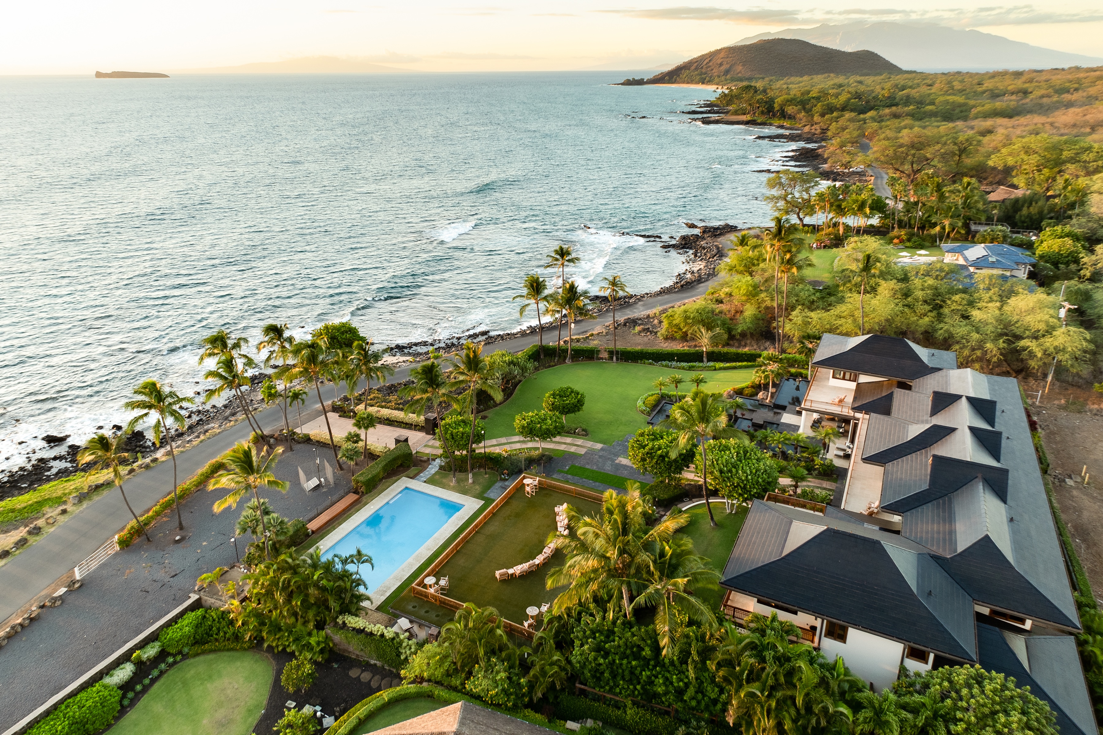 Prestigious Makena Estate with Custom Craftsmanship and Ocean Views 