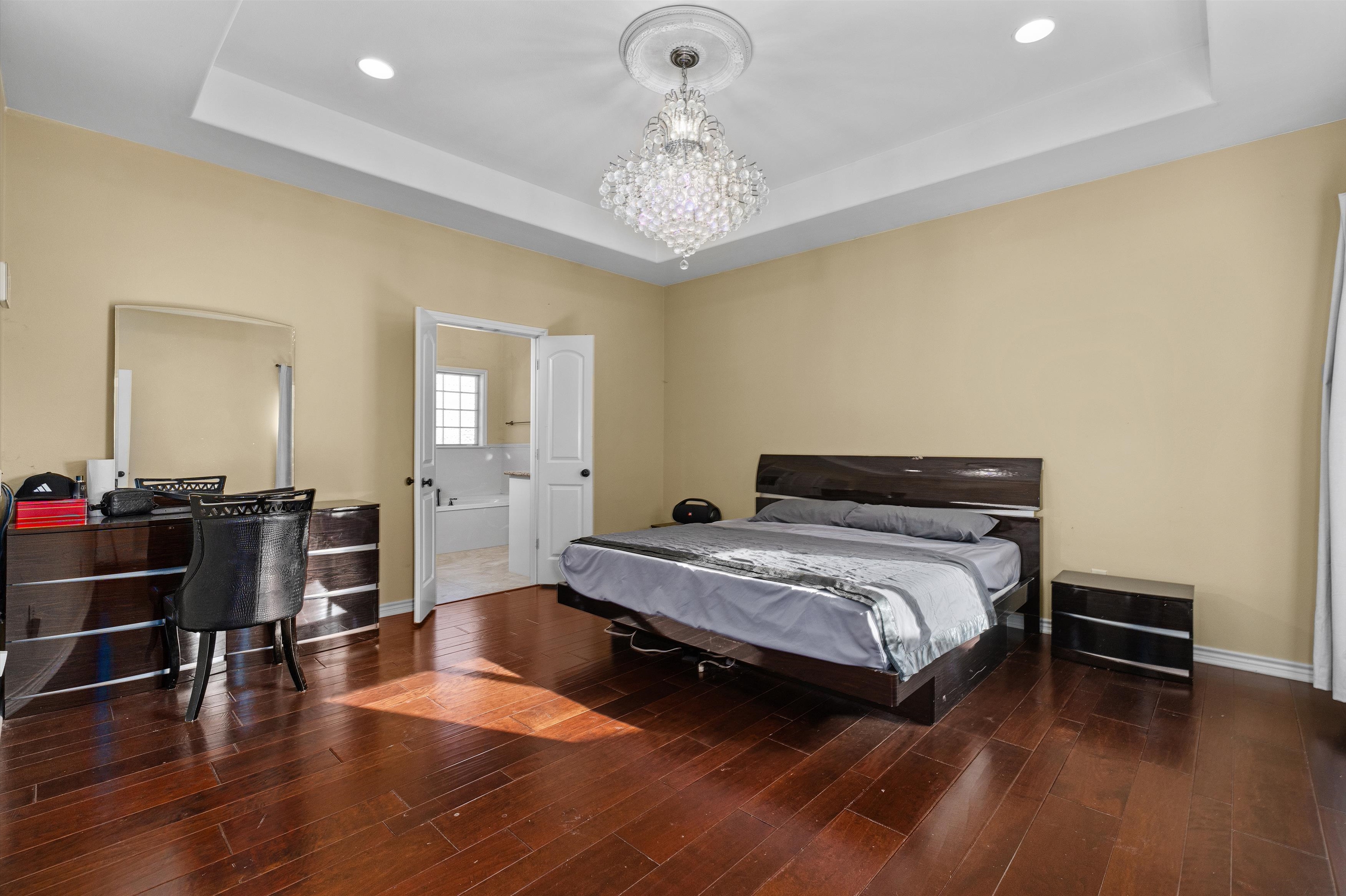 Henderson, Texas, 75654, United States, 5 Bedrooms Bedrooms, ,3 BathroomsBathrooms,Residential,For Sale,1983255