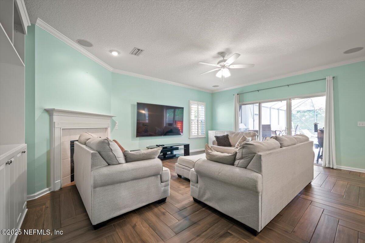 Jacksonville, Florida, 32256, United States, 5 Bedrooms Bedrooms, ,4 BathroomsBathrooms,Residential,For Sale,1974512