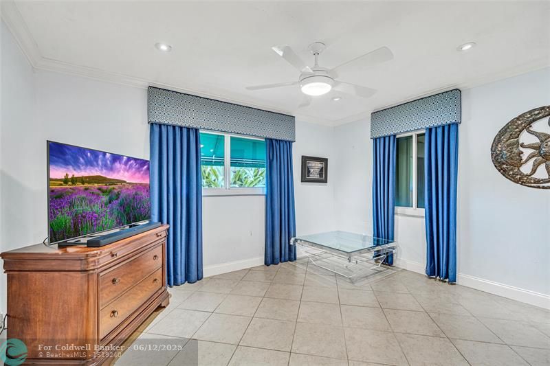 Oakland Park, Florida, 33306, United States, 3 Bedrooms Bedrooms, ,2 BathroomsBathrooms,Residential,For Sale,1856457