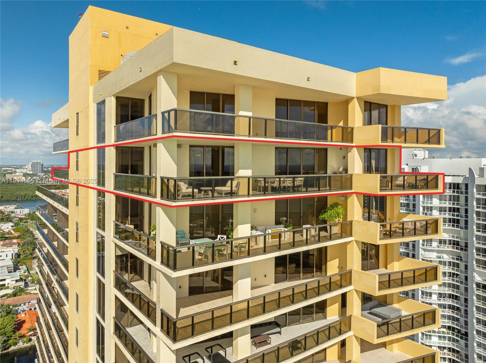 Sunny Isles Beach, Florida, 33160, United States, 6 Bedrooms Bedrooms, ,7 BathroomsBathrooms,Residential,For Sale,1993473