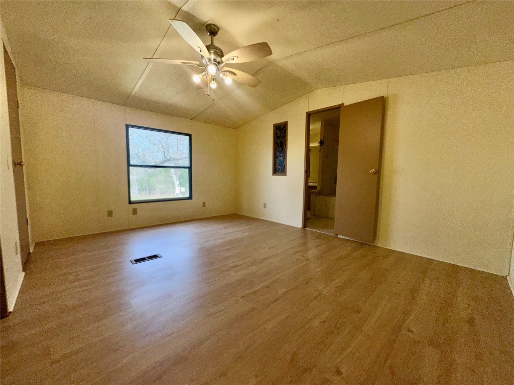 Lexington, Texas, 78947, United States, 3 Bedrooms Bedrooms, ,2 BathroomsBathrooms,Residential,For Sale,1804611