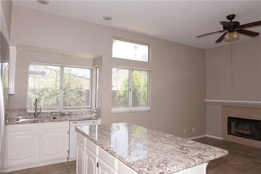 Murrieta, California, 92563, United States, 3 Bedrooms Bedrooms, ,2 BathroomsBathrooms,Residential,For Sale,1857282