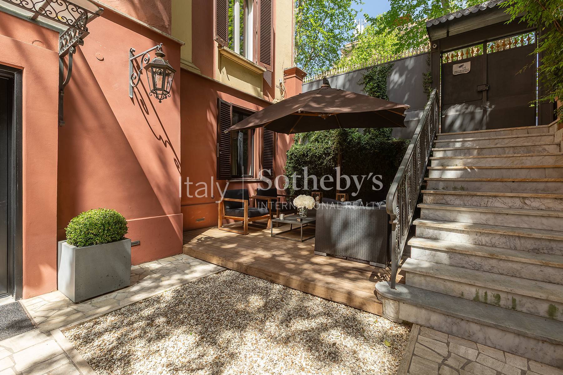  Refined residence with private garden in Viale Parioli - 物件實景