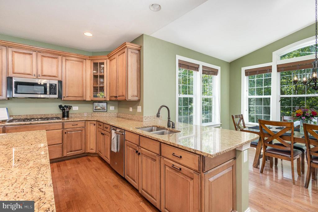 Fredericksburg, Virginia, 22406, United States, 5 Bedrooms Bedrooms, ,4 BathroomsBathrooms,Residential,For Sale,1932908