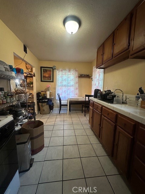 Los Angeles, California, 90047, United States, 3 Bedrooms Bedrooms, ,2 BathroomsBathrooms,Residential,For Sale,1937253