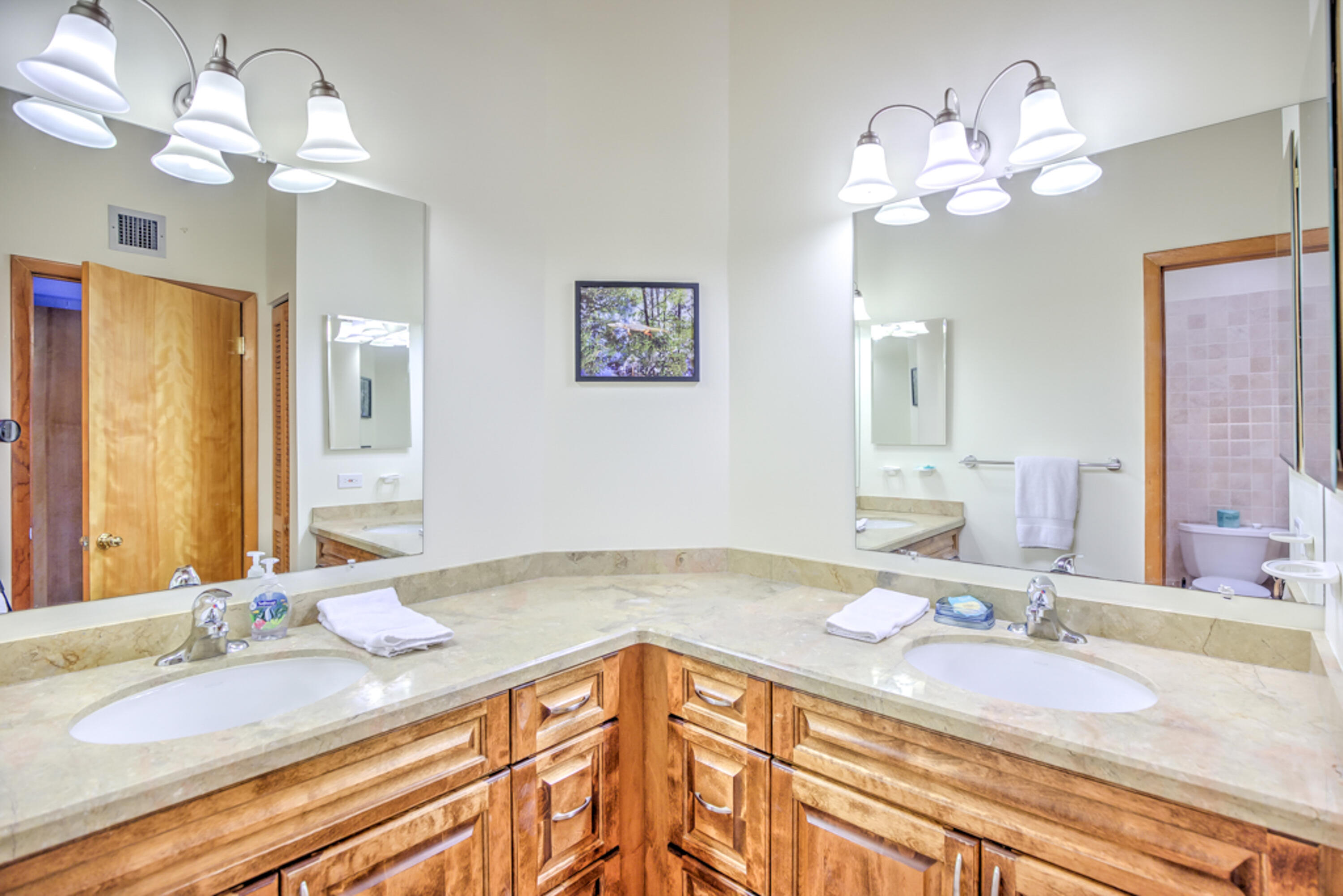 KEY COLONY, Florida, 33051, United States, 3 Bedrooms Bedrooms, ,3 BathroomsBathrooms,Residential,For Sale,1721316