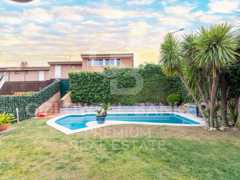Sant Quirze del Vallès, Catalonia, ES, 4 Bedrooms Bedrooms, ,2 BathroomsBathrooms,Residential,For Sale,1614303