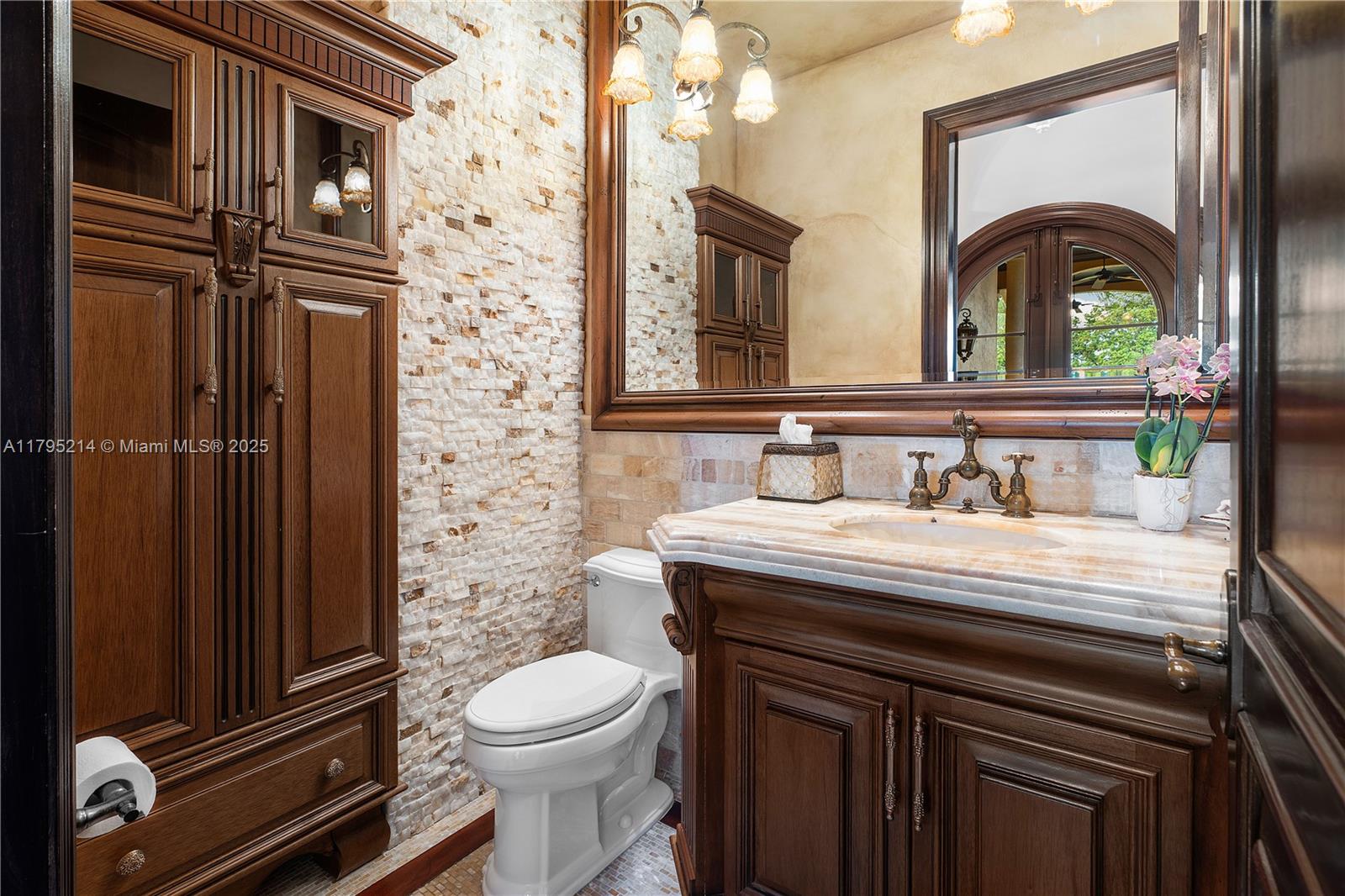 Homestead, Florida, 33031, United States, 6 Bedrooms Bedrooms, ,7 BathroomsBathrooms,Residential,For Sale,1804180
