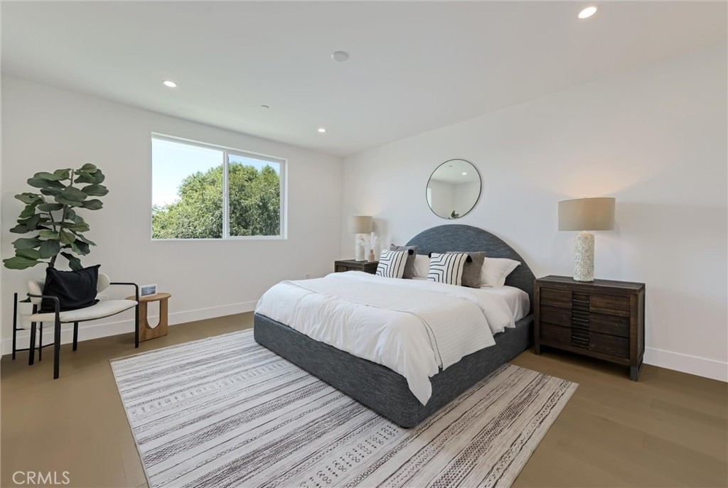 Sylmar, California, 91342, United States, 5 Bedrooms Bedrooms, ,3 BathroomsBathrooms,Residential,For Sale,1928478