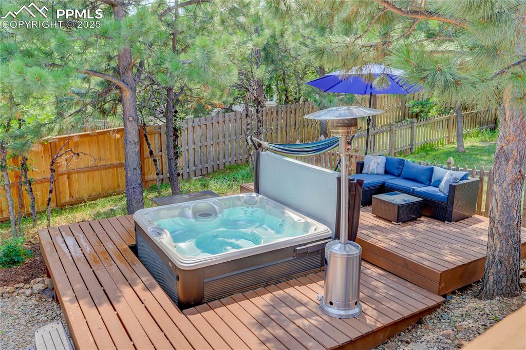 Colorado Springs, Colorado, 80906, United States, 4 Bedrooms Bedrooms, ,4 BathroomsBathrooms,Residential,For Sale,1906884