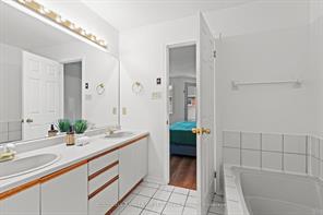 Ottawa, Ontario, K1N 9N7, CA, 2 Bedrooms Bedrooms, ,3 BathroomsBathrooms,Residential,For Sale,1966889