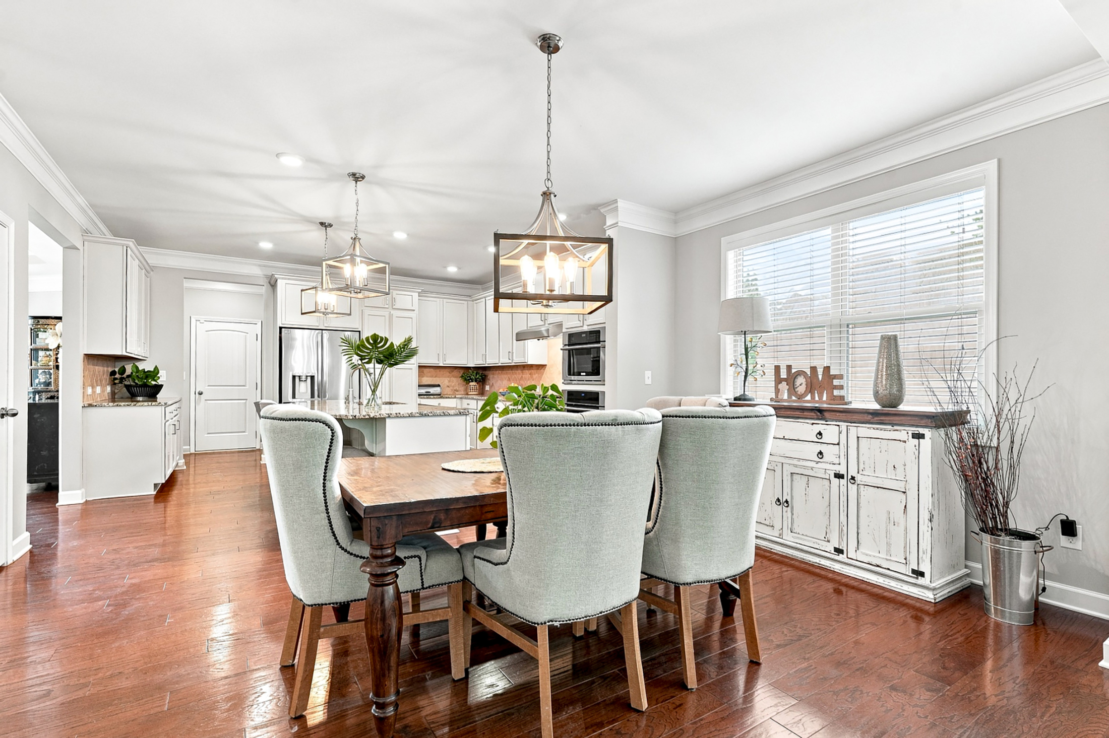  Exceptional Home in the Heart of Downtown Woodstock - 物件實景