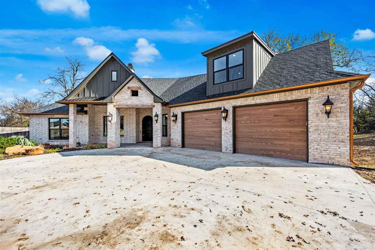 Elgin, Oklahoma, 73538, United States, 4 Bedrooms Bedrooms, ,1 BathroomBathrooms,Residential,For Sale,2000141