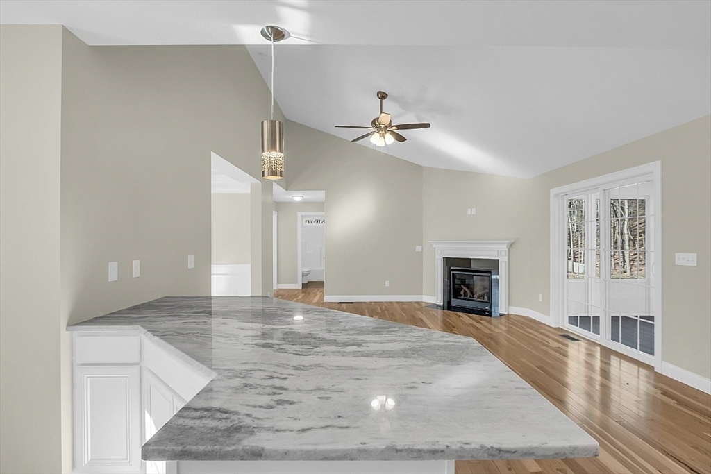 Leominster, Massachusetts, 01453, United States, 3 Bedrooms Bedrooms, ,2 BathroomsBathrooms,Residential,For Sale,1826440