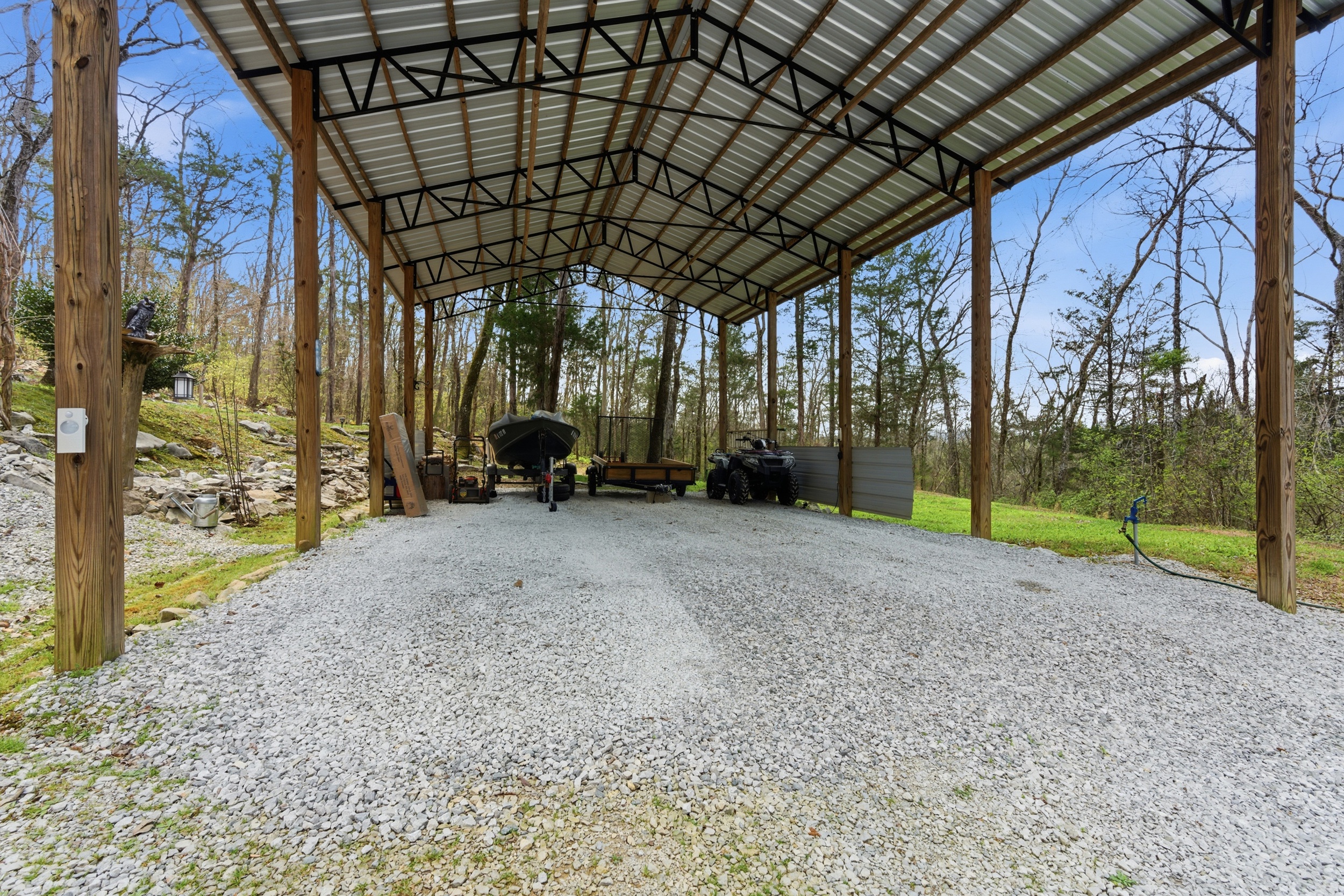  4779 Cathedral Caverns Road - 物件實景