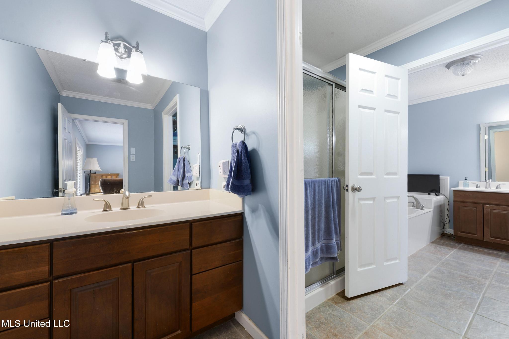 Gulfport, Mississippi, 39507, United States, 4 Bedrooms Bedrooms, ,2 BathroomsBathrooms,Residential,For Sale,2002135