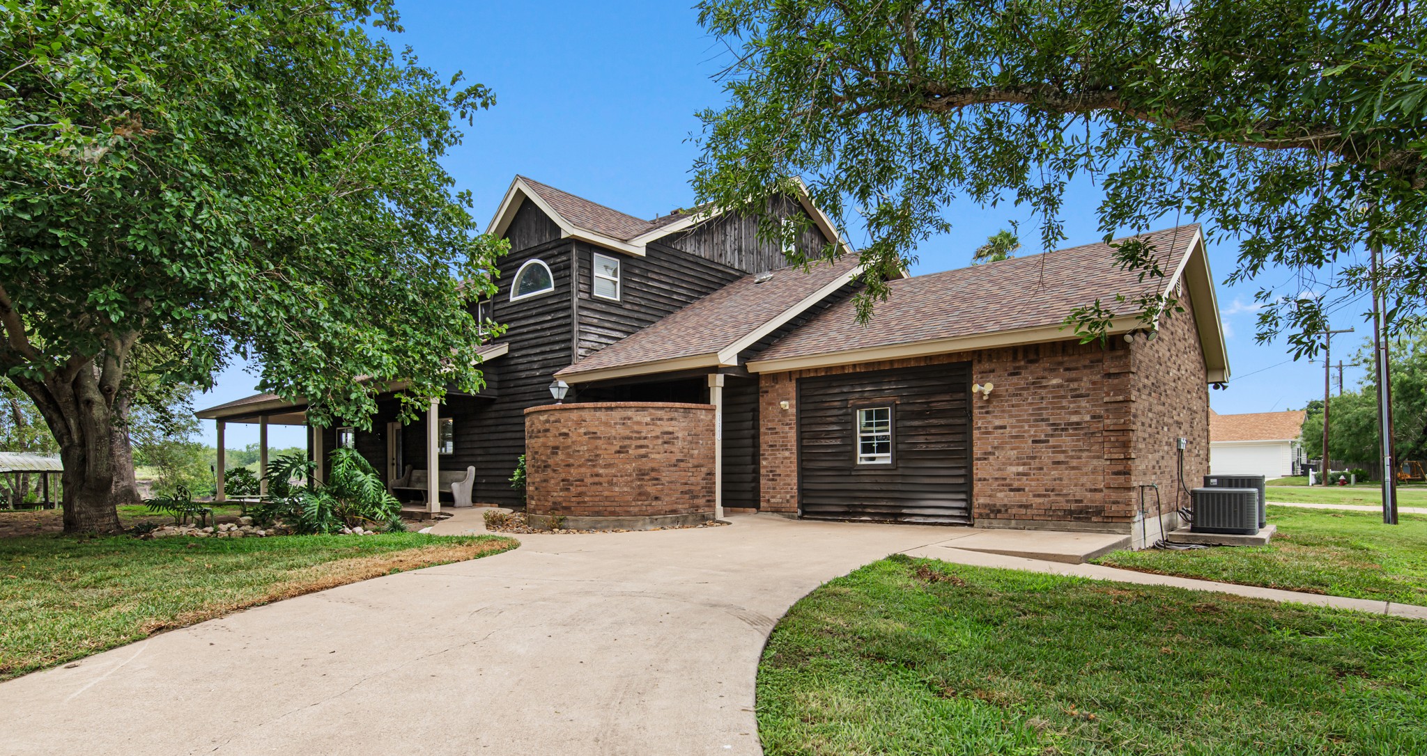 Rio Hondo, Texas, 78583, United States, 4 Bedrooms Bedrooms, ,3 BathroomsBathrooms,Residential,For Sale,1829014