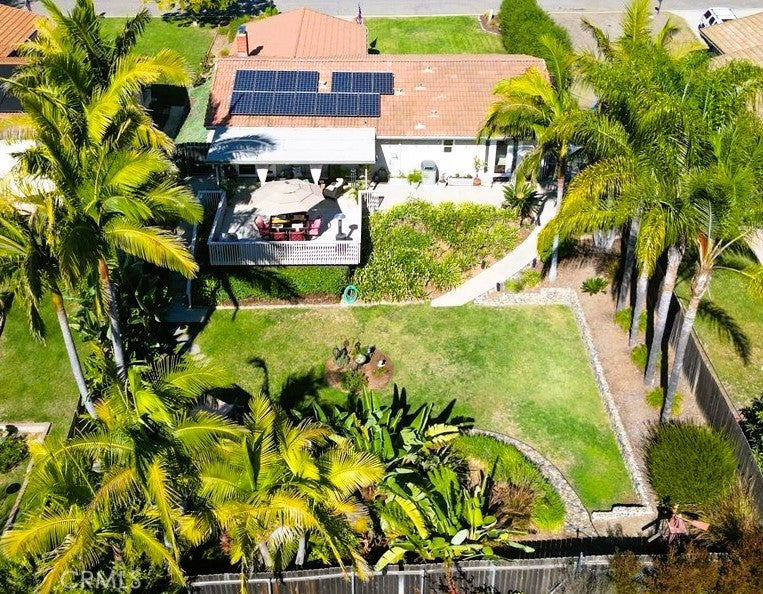 Fallbrook, California, 92028, United States, 3 Bedrooms Bedrooms, ,2 BathroomsBathrooms,Residential,For Sale,1988151