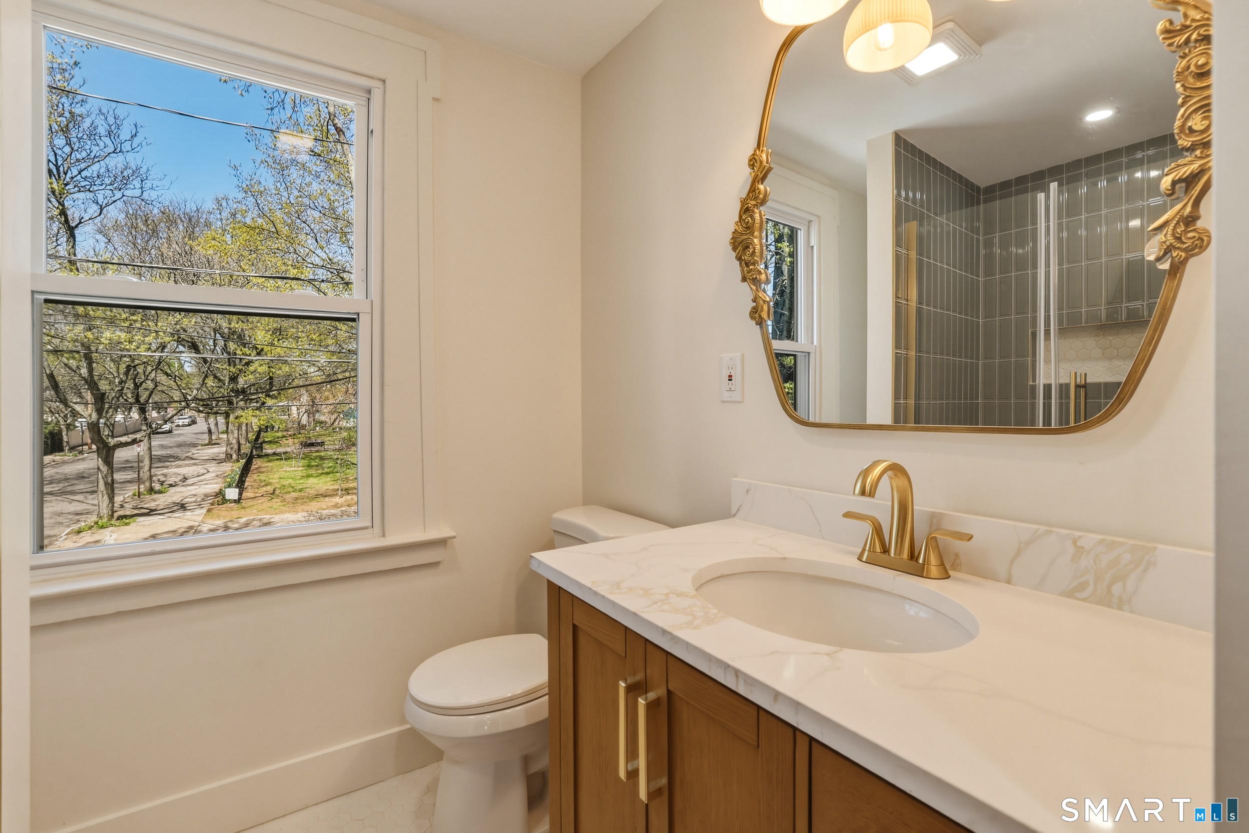 322, Connecticut, 06511, United States, 4 Bedrooms Bedrooms, ,3 BathroomsBathrooms,Residential,For Sale,2040679