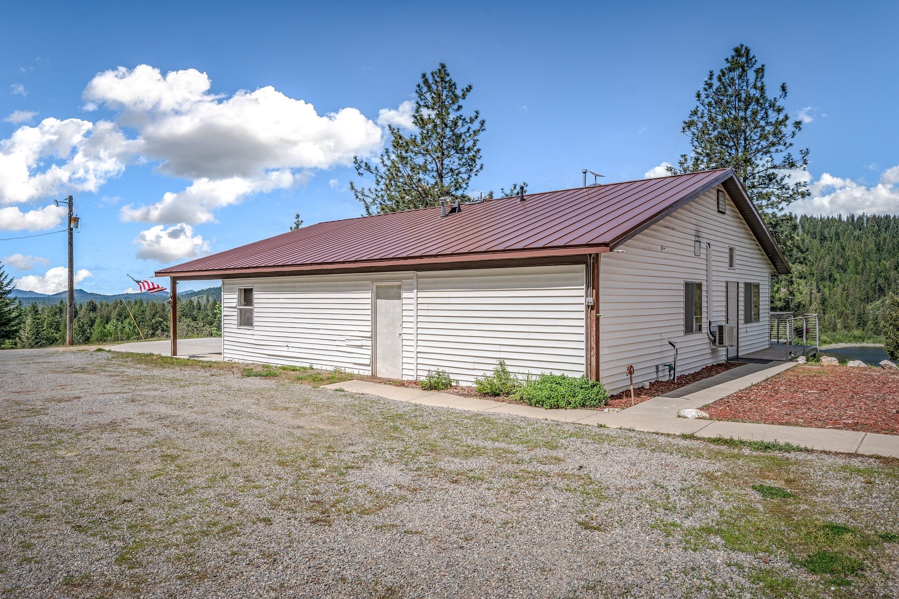  Lake Retreat on Private Acreage - 物件實景