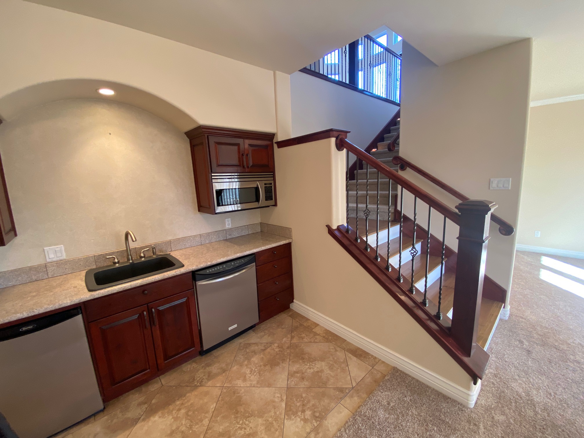 Farmington, New Mexico, 87402, United States, 4 Bedrooms Bedrooms, ,4 BathroomsBathrooms,Residential,For Sale,2005186