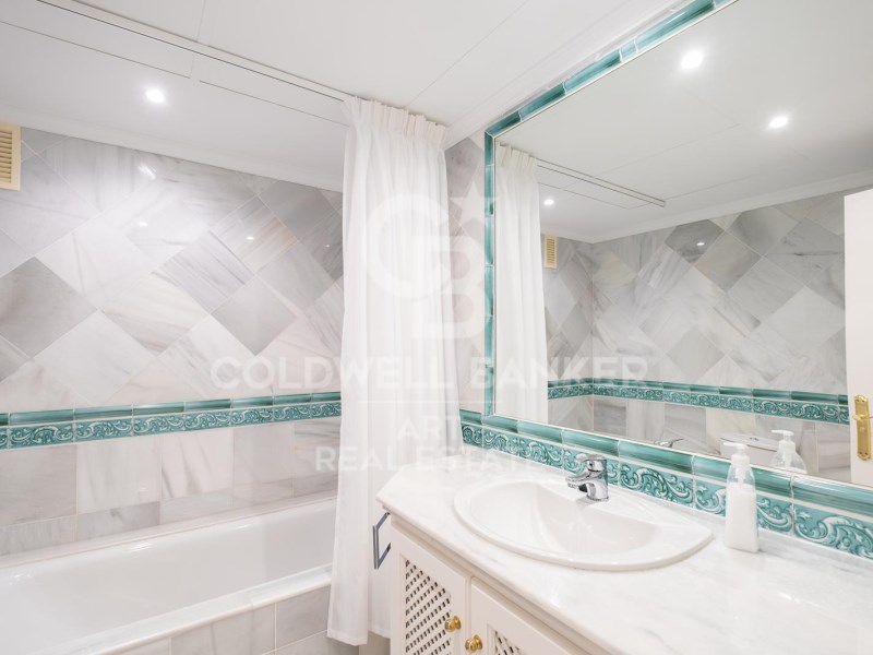Benahavís, Andalusia, ES, 3 Bedrooms Bedrooms, ,3 BathroomsBathrooms,Residential,For Sale,1804707