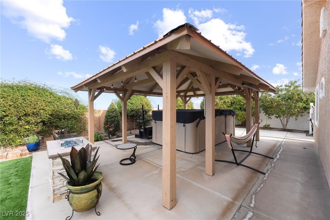 Henderson, Nevada, 89015, United States, 4 Bedrooms Bedrooms, ,3 BathroomsBathrooms,Residential,For Sale,2001549