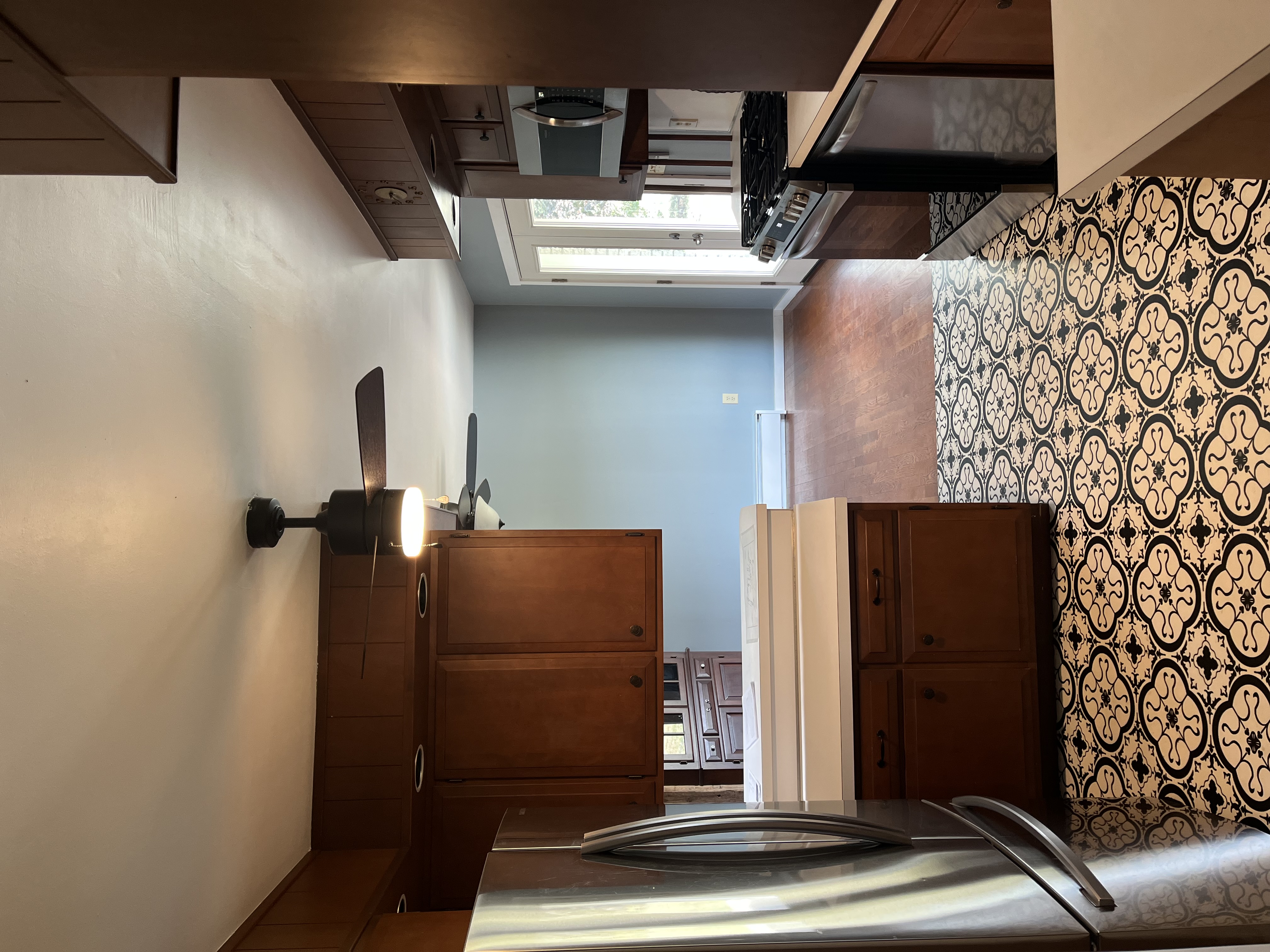 Reading, Pennsylvania, 19606, United States, 4 Bedrooms Bedrooms, ,3 BathroomsBathrooms,Residential,For Sale,1979384