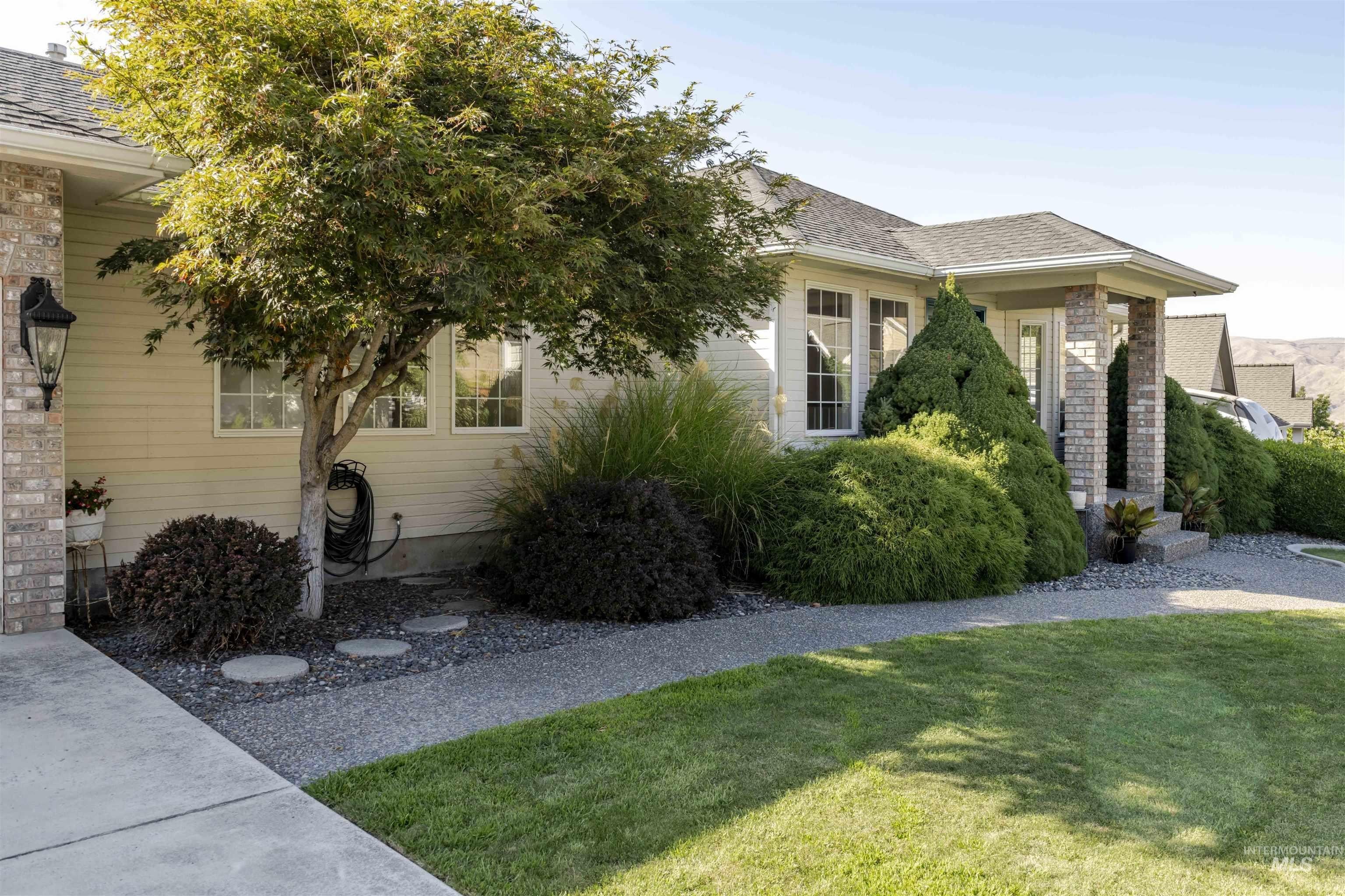 Lewiston, Idaho, 83501, United States, 4 Bedrooms Bedrooms, ,3 BathroomsBathrooms,Residential,For Sale,2009085