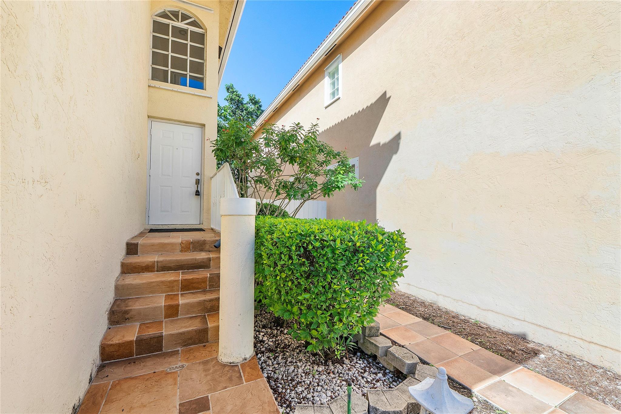 Coral Springs, Florida, 33071, United States, 3 Bedrooms Bedrooms, ,3 BathroomsBathrooms,Residential,For Sale,1977675