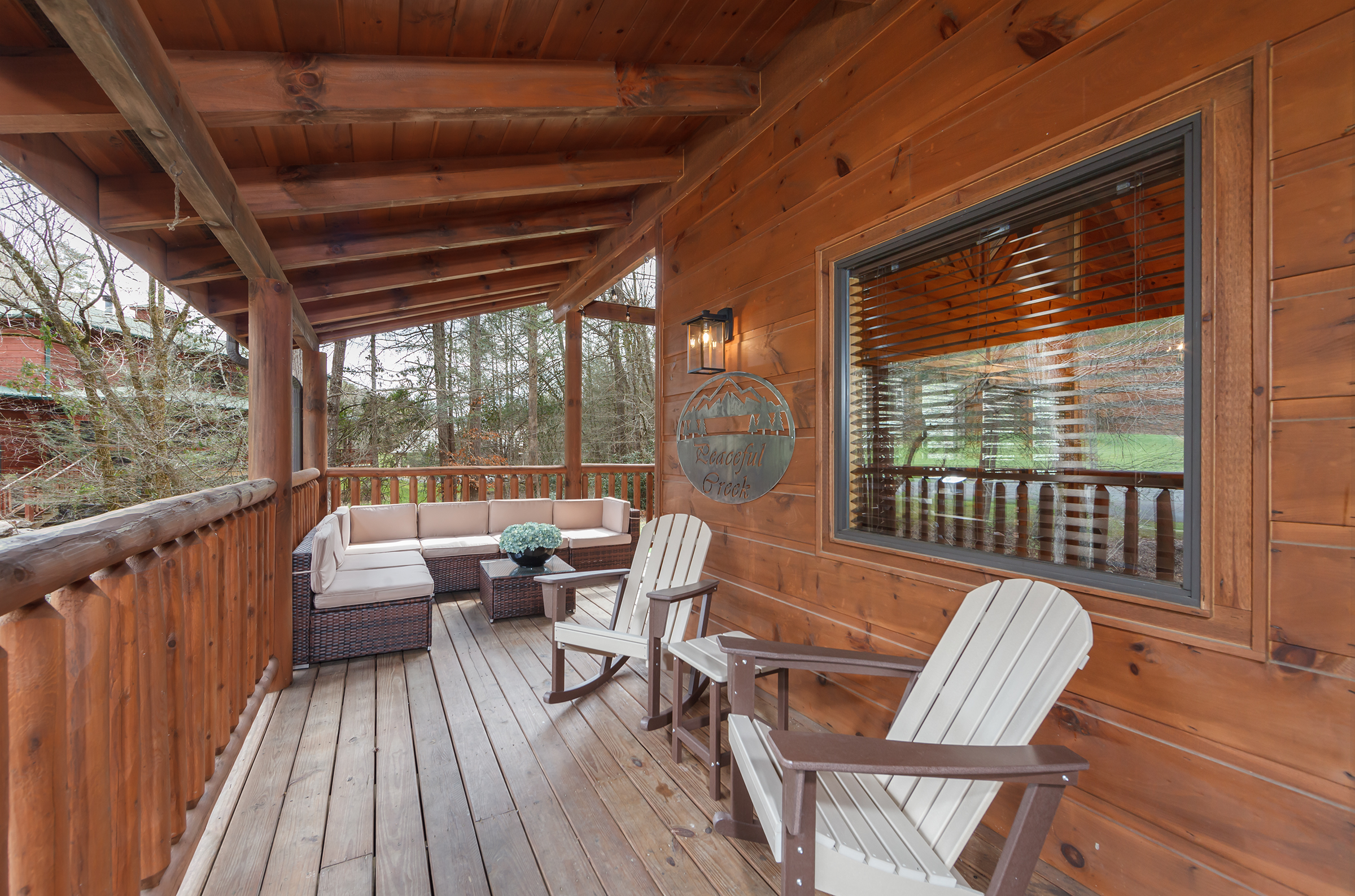 Sevierville, Tennessee, 37862, United States, 1 Bedroom Bedrooms, ,2 BathroomsBathrooms,Residential,For Sale,1979555