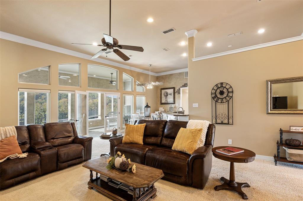 Granbury, Texas, 76049, United States, 3 Bedrooms Bedrooms, ,3 BathroomsBathrooms,Residential,For Sale,1816567
