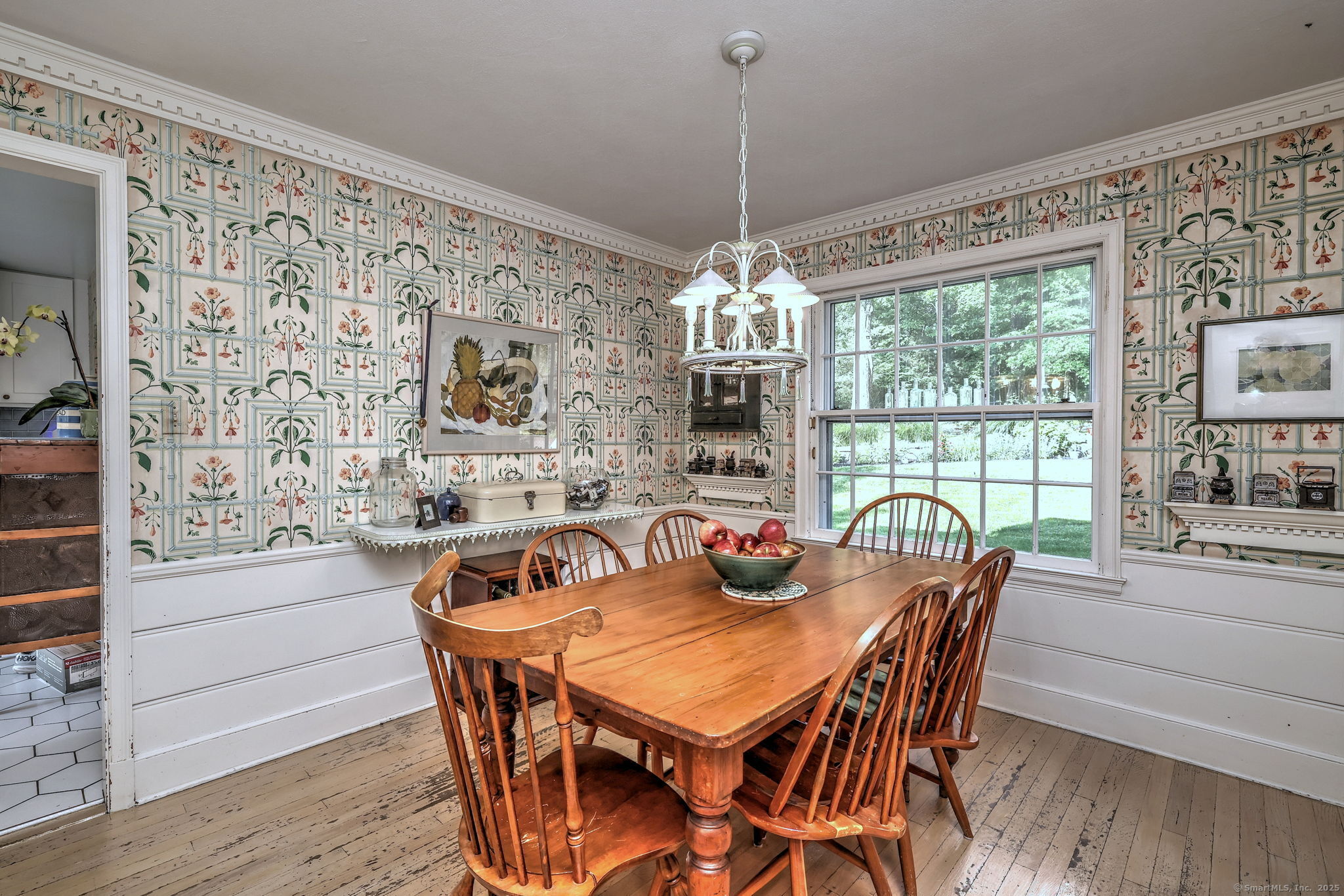 Woodbridge, Connecticut, 06525, United States, 4 Bedrooms Bedrooms, ,4 BathroomsBathrooms,Residential,For Sale,1902823