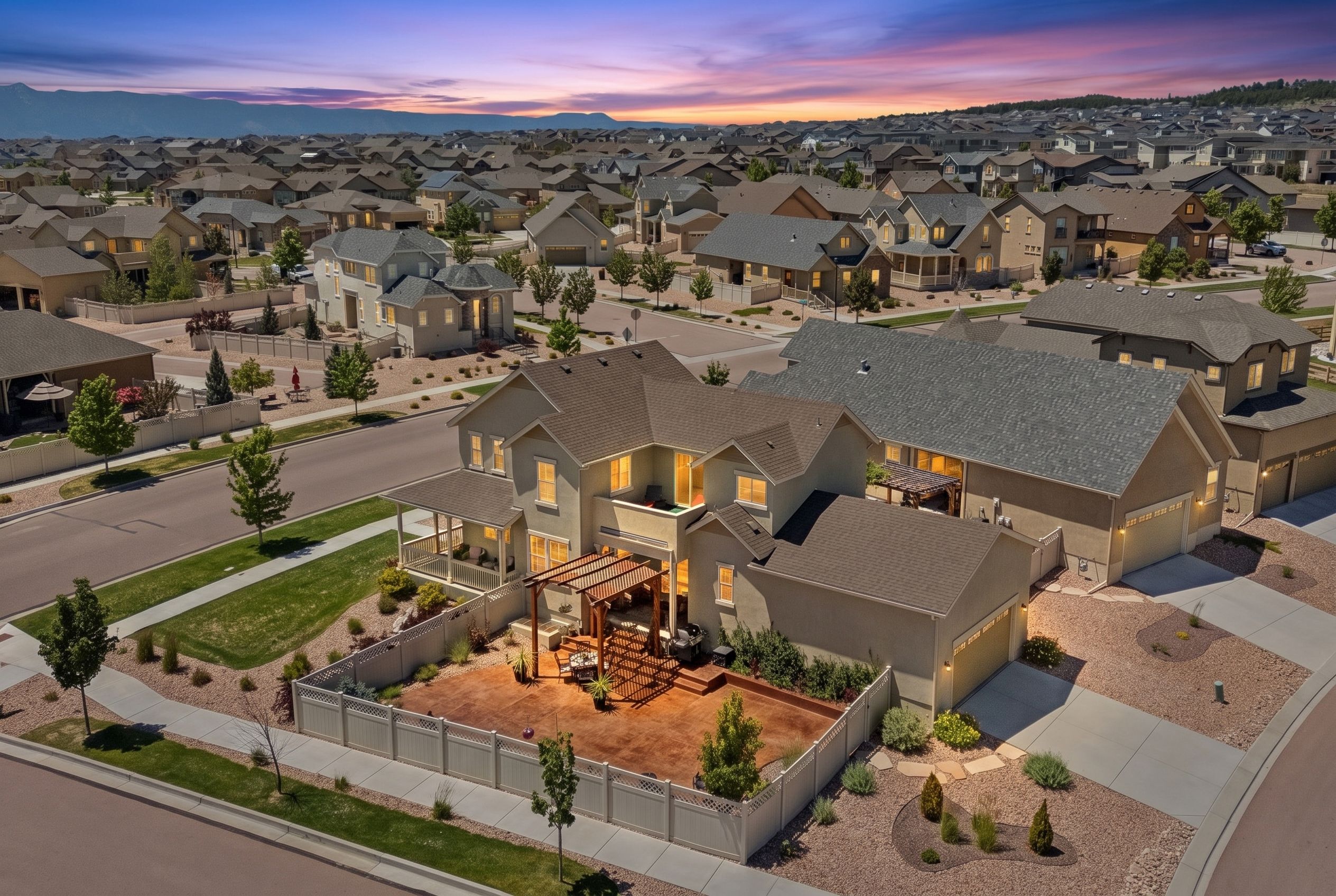  Trailside Wolf Ranch Gem: Park, Pool, and Pikes Peak Views - 物件實景