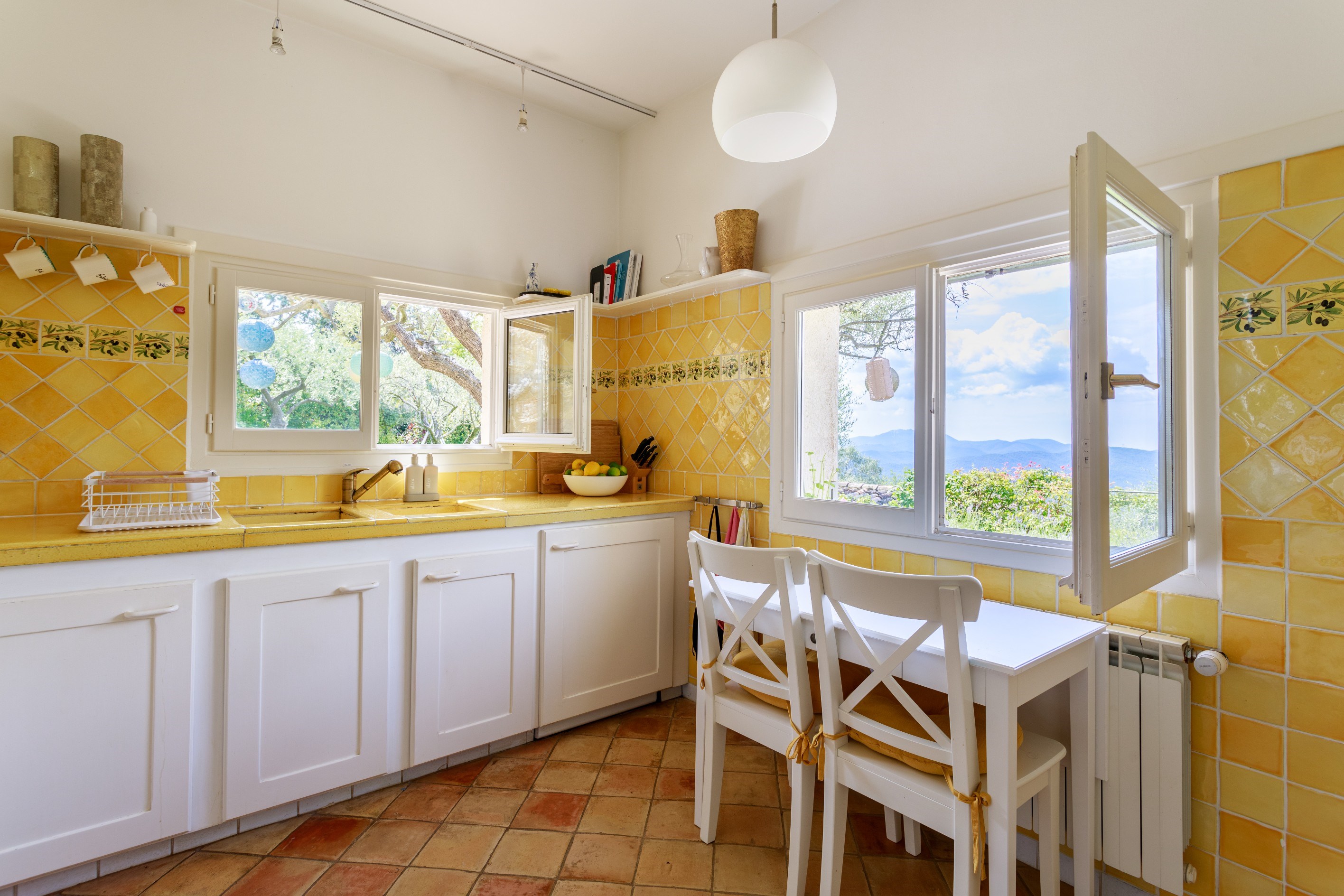  Elegant Provencal villa with panoramic view and guest house in Montauroux - 物件實景