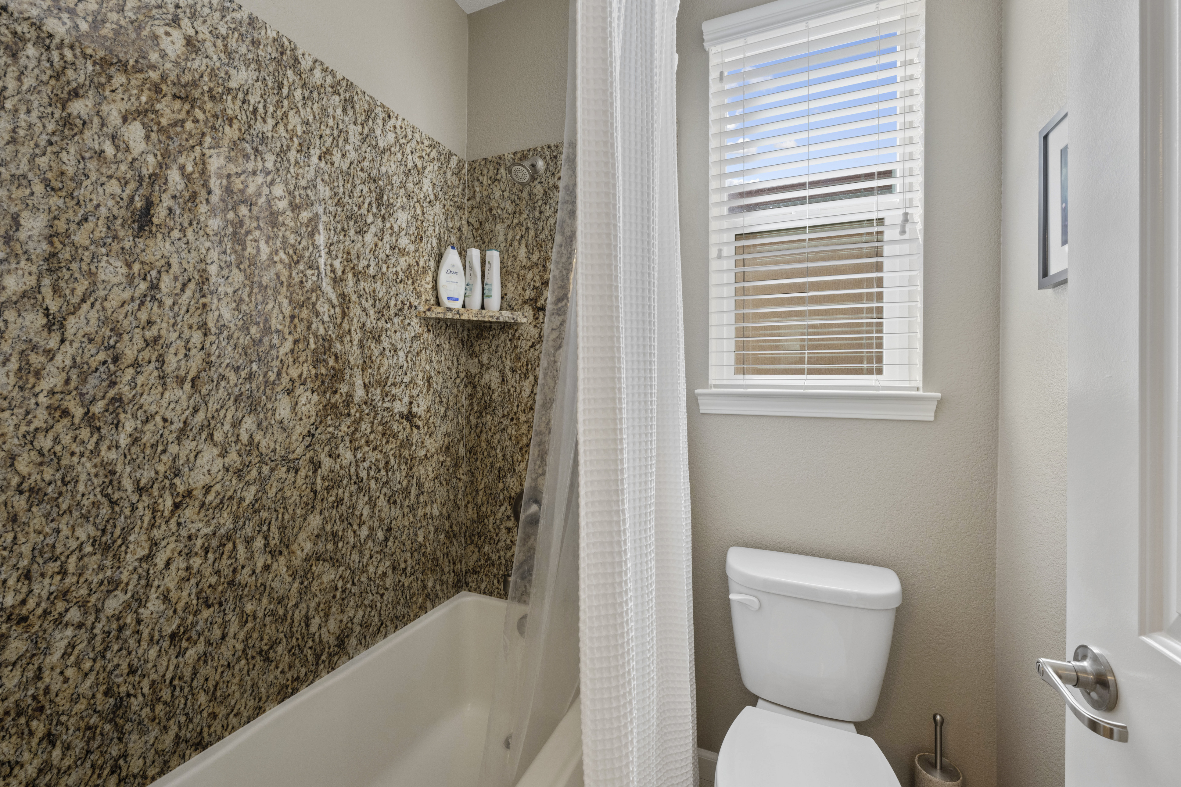  3041 Village Center Drive, Roseville, CA 95747 - 物件實景