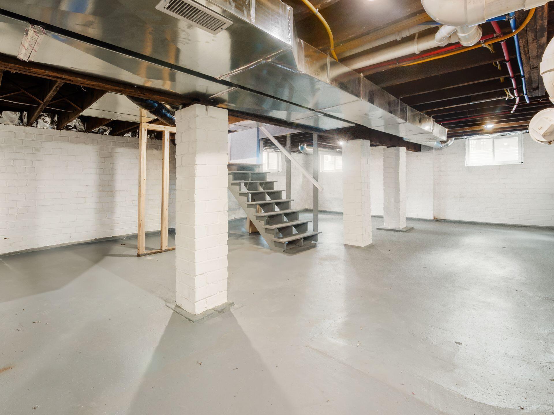 Columbus, Ohio, 43202, United States, 5 Bedrooms Bedrooms, ,4 BathroomsBathrooms,Residential,For Sale,1988321