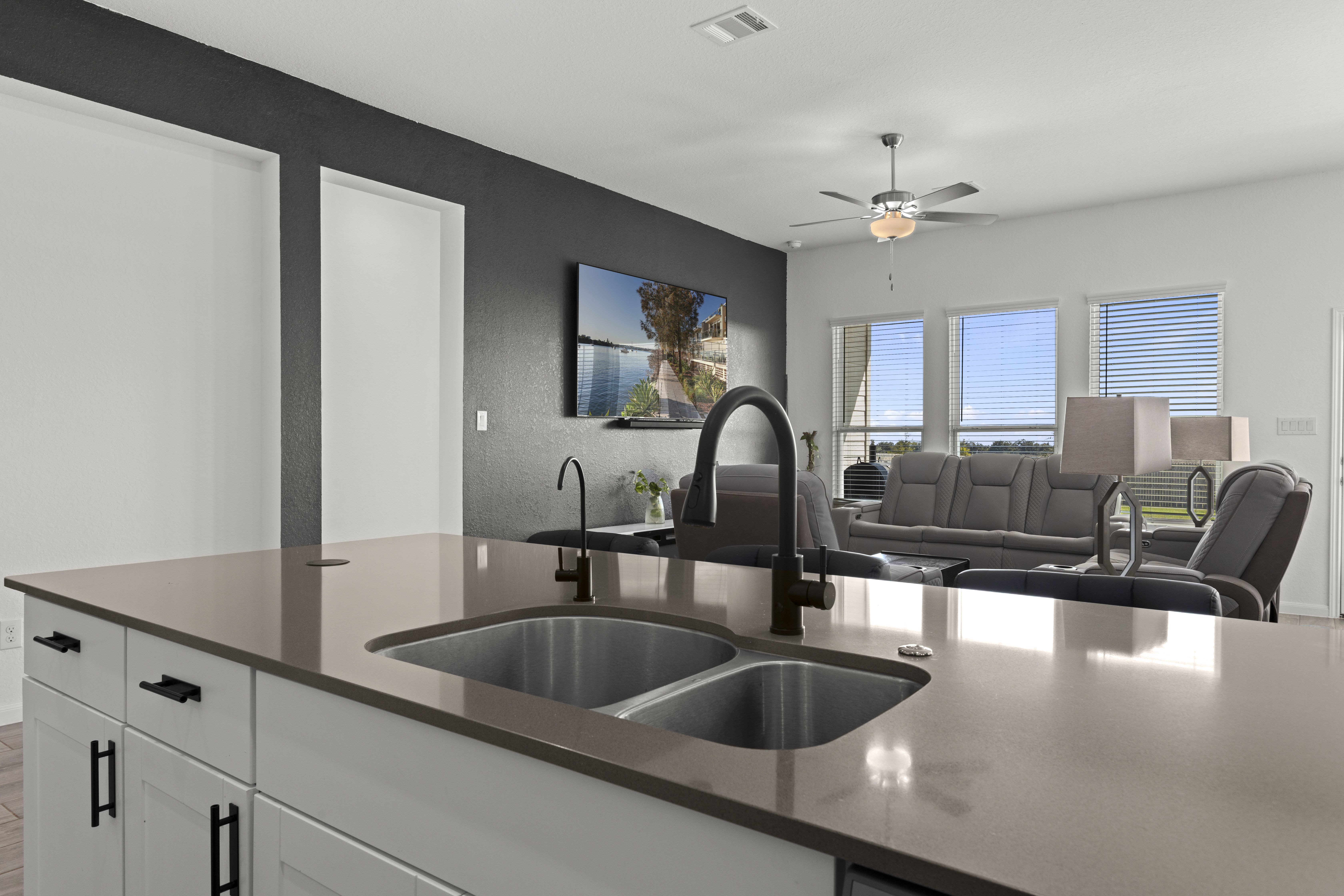  One-Story Living, Modern Comfort - 物件實景