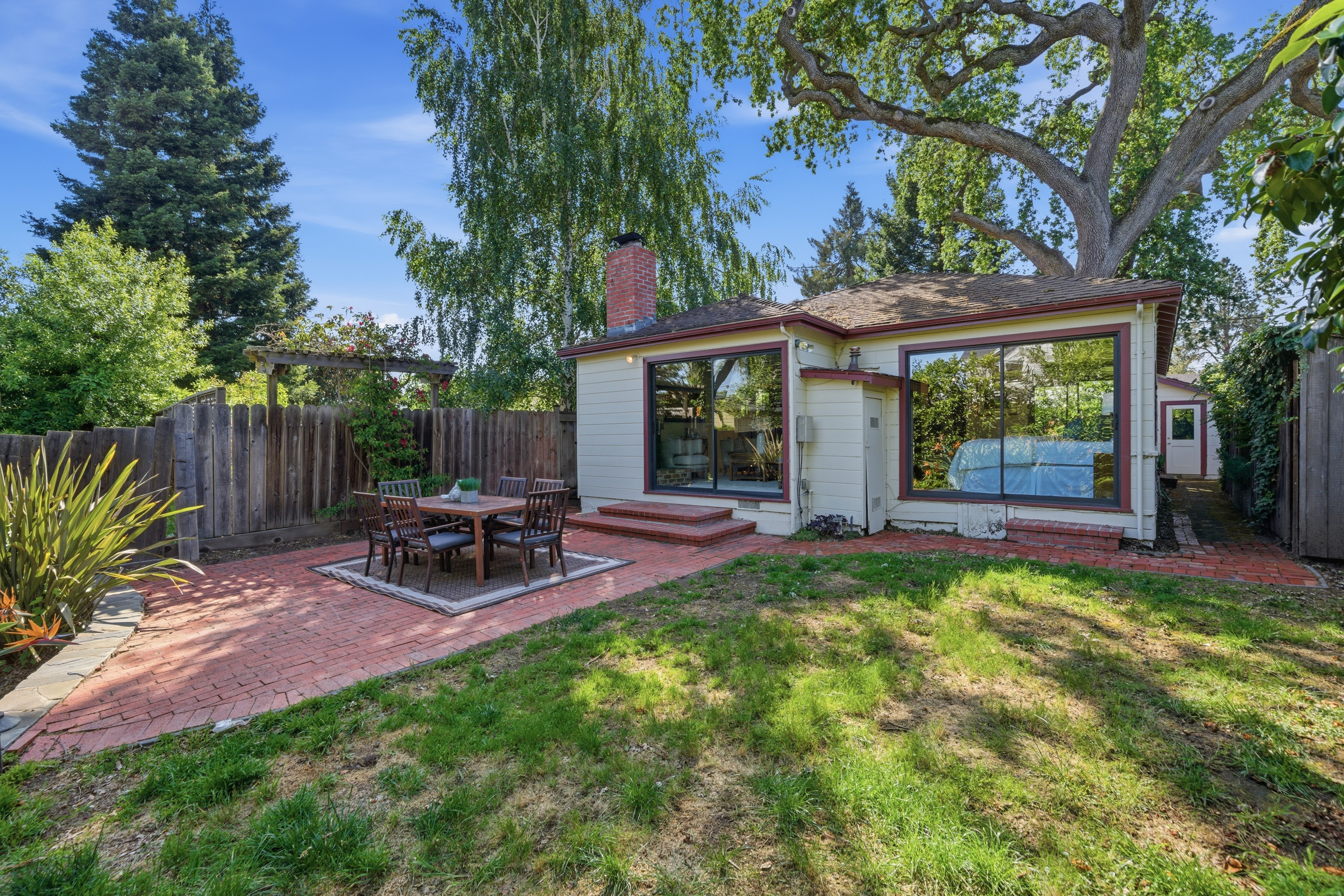  Fantastic San Carlos Location - 物件實景