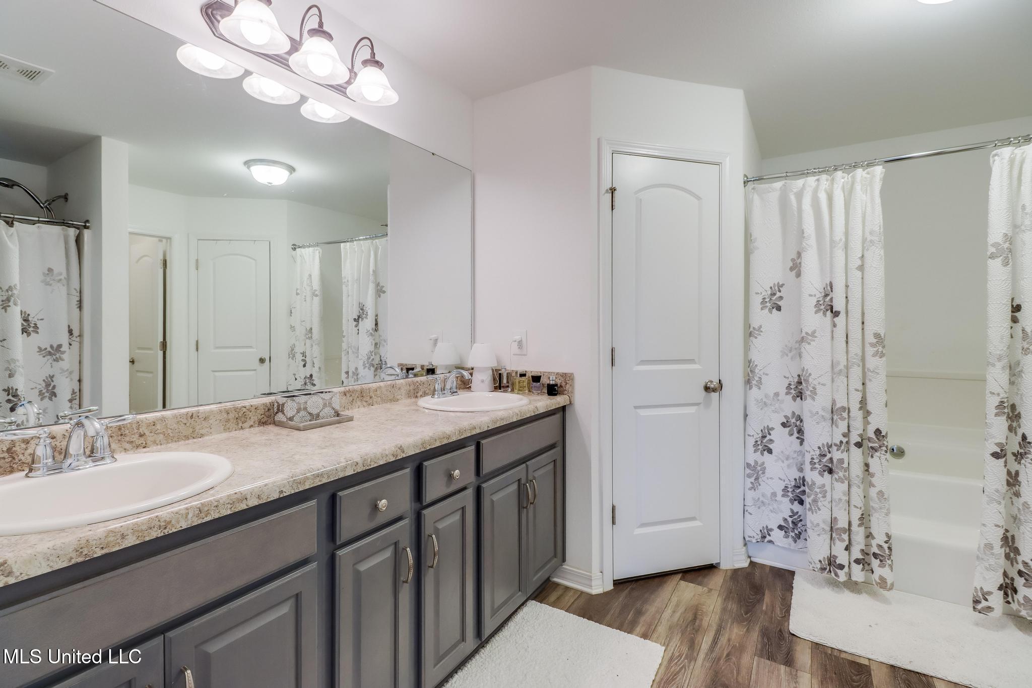 Saucier, Mississippi, 39574, United States, 3 Bedrooms Bedrooms, ,2 BathroomsBathrooms,Residential,For Sale,2001872