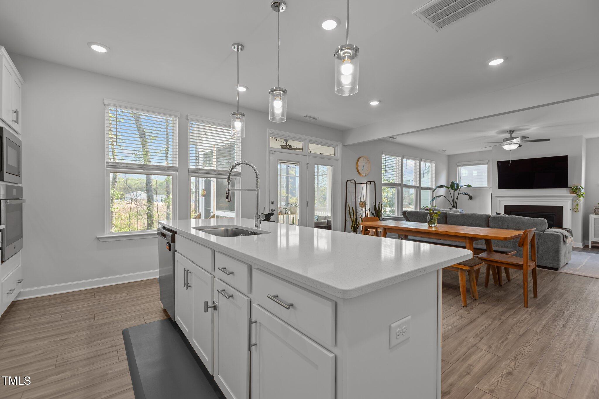 Knightdale, North Carolina, 27545, United States, 4 Bedrooms Bedrooms, ,4 BathroomsBathrooms,Residential,For Sale,1827793