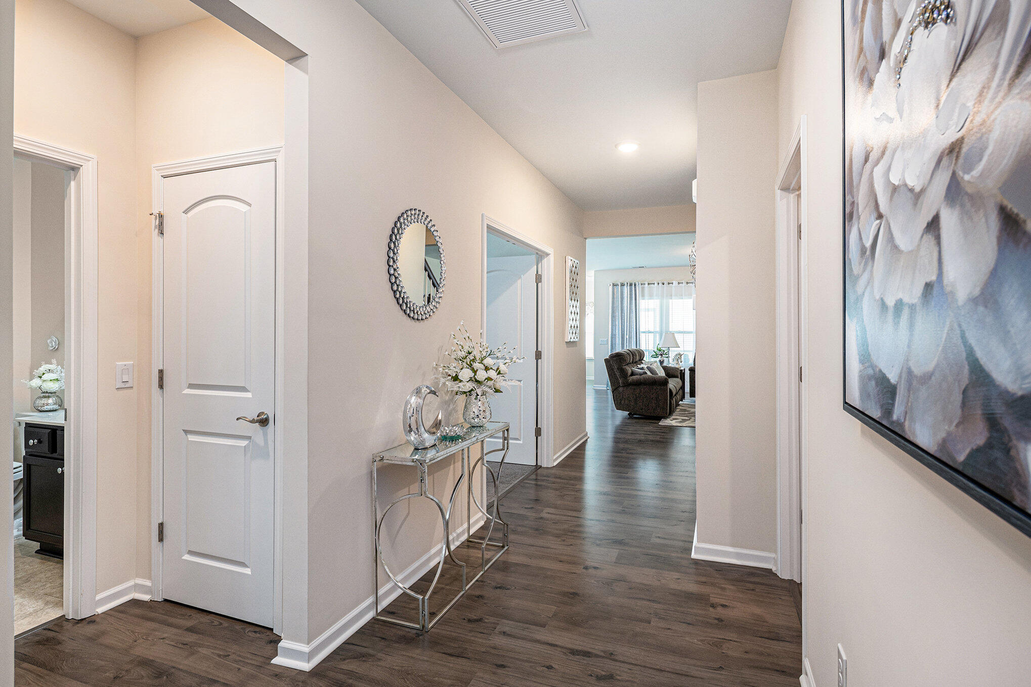 Summerville, South Carolina, 29486, United States, 4 Bedrooms Bedrooms, ,3 BathroomsBathrooms,Residential,For Sale,1882681