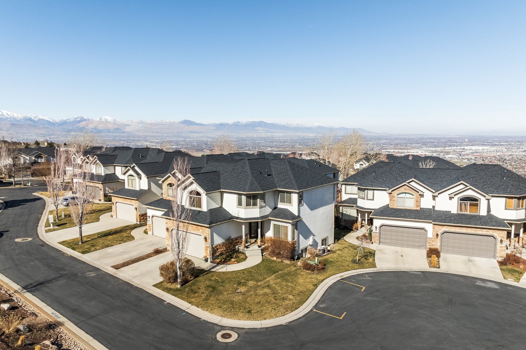  Large Townhouse With Both Mountain and Valley Views - 物件實景