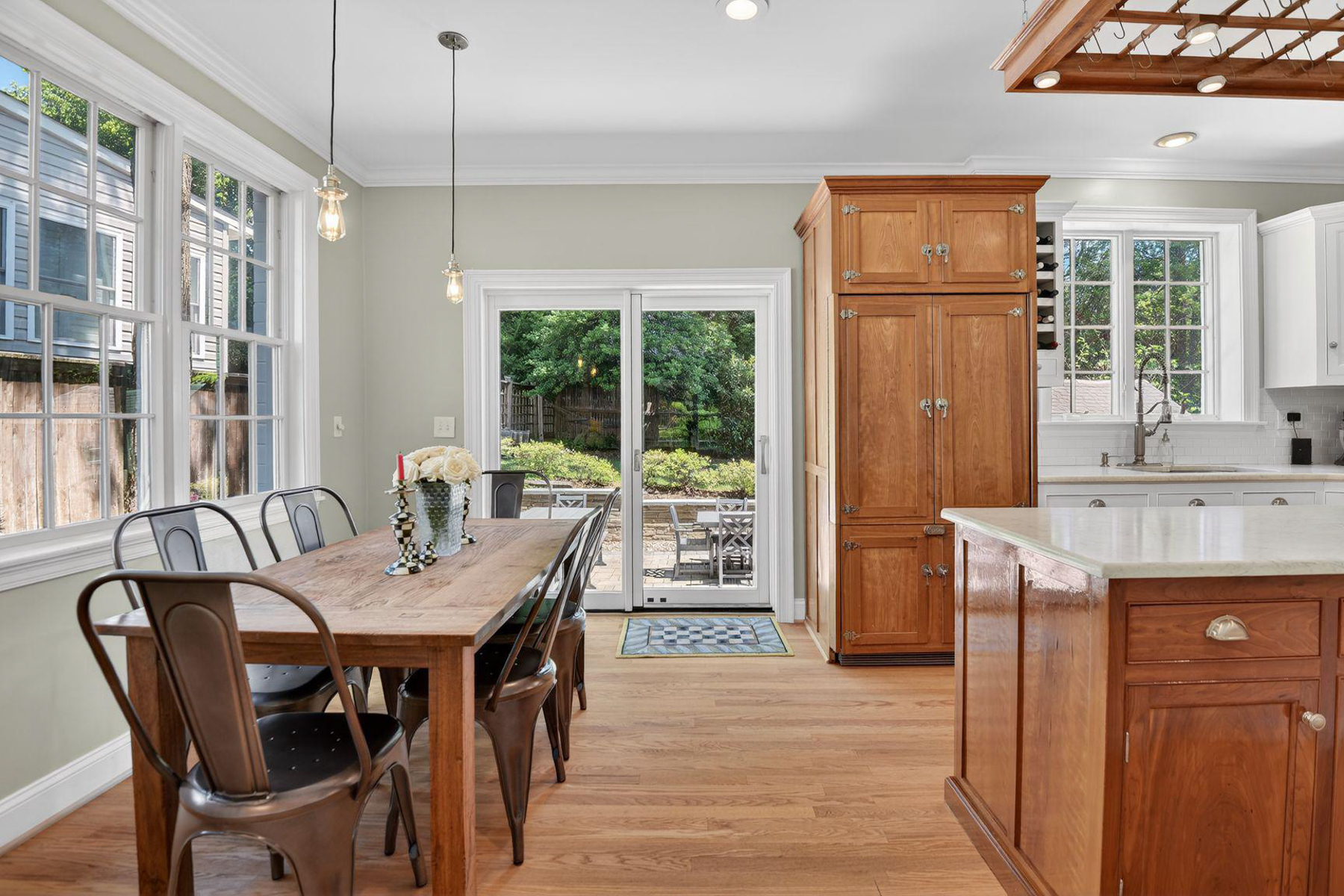  5909 Madawaska Road, Bethesda, MD, 20816 - 物件實景