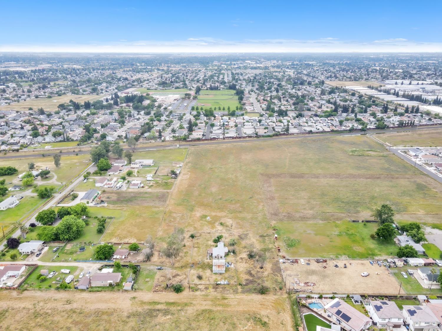 Sacramento, California, 95828, United States, ,Land,For Sale,2040311