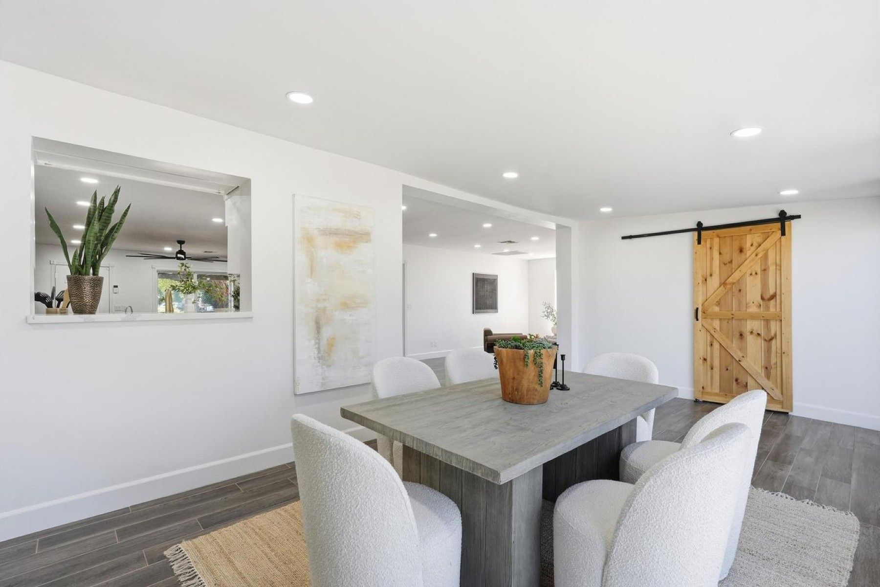  2266 E Willis Rd  Gilbert, AZ - 物件實景