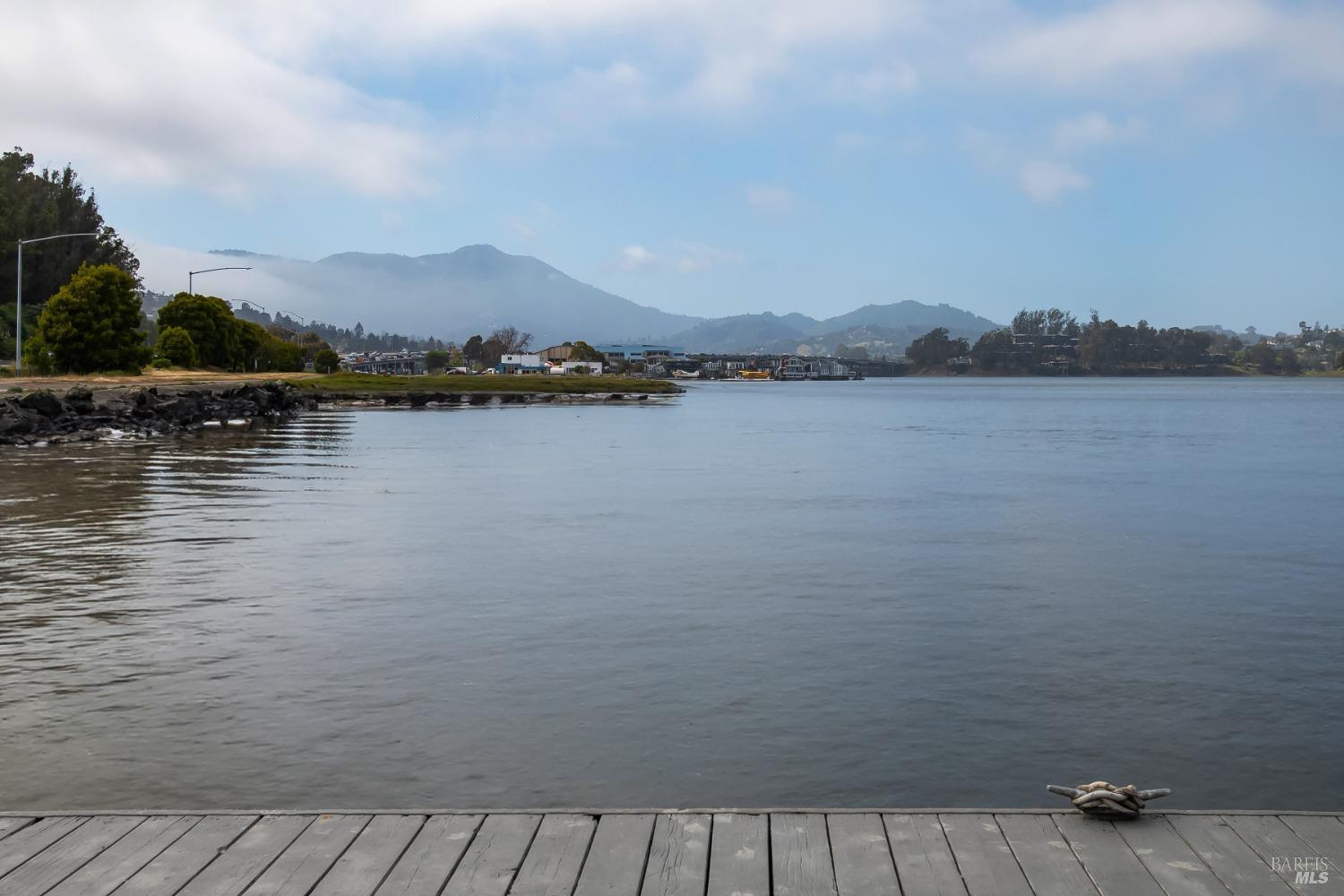 Sausalito, California, 94965, United States, 1 Bedroom Bedrooms, ,1 BathroomBathrooms,Residential,For Sale,1804395