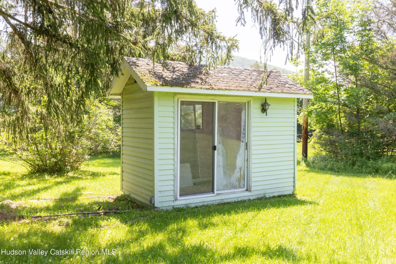 Denver, New York, 12421, United States, 4 Bedrooms Bedrooms, ,2 BathroomsBathrooms,Residential,For Sale,1890503